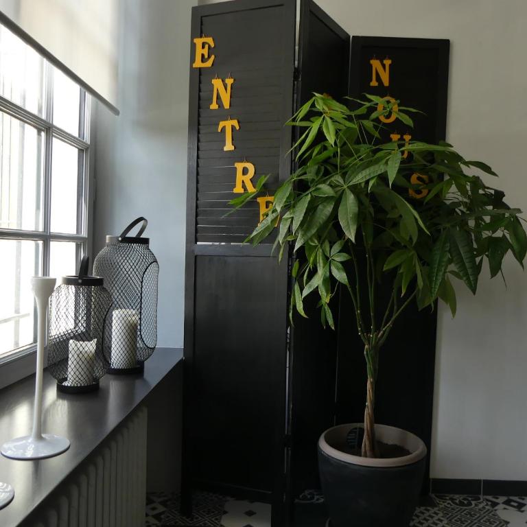 Entre Nous - La Poste - Appartement - 6