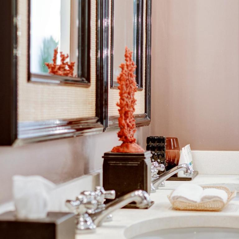 Capri Tiberio Palace - The Leading Hotels of the World - Junior Suite con Balcone - 4