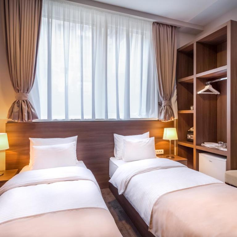 Veneti Suites - Dvokrevetna Soba sa Bračnim Krevetom/Zasebnim Krevetima - 7