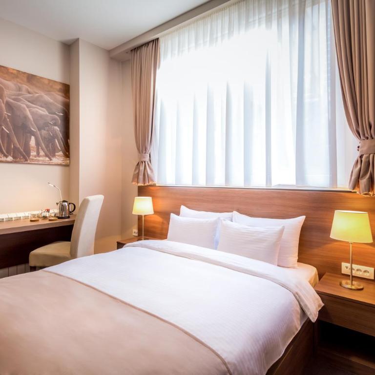 Veneti Suites - Dvokrevetna Soba sa Bračnim Krevetom/Zasebnim Krevetima - 1