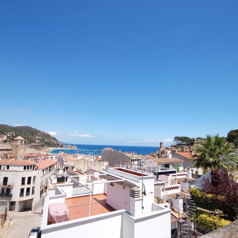 Lets Holidays Big Terrace House and 2 Parking - Casa de 4 dormitorios - 1