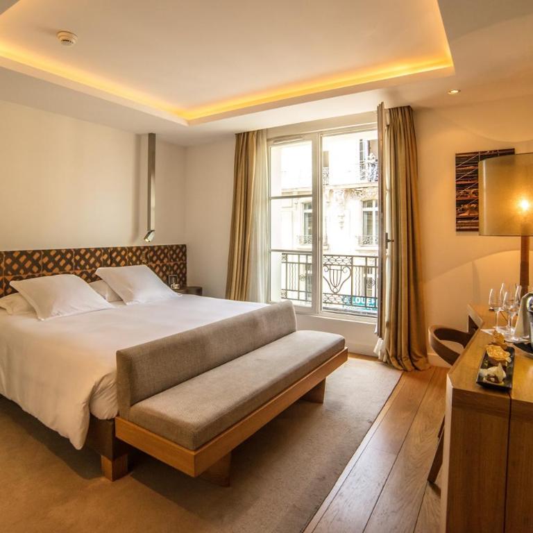 Hotel Marignan Champs-Elysées - Chambre Double de Luxe Tour Eiffel - 5
