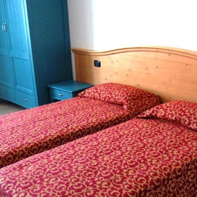 Residence Centrale - Camera Matrimoniale/Doppia con Letti Singoli - 1