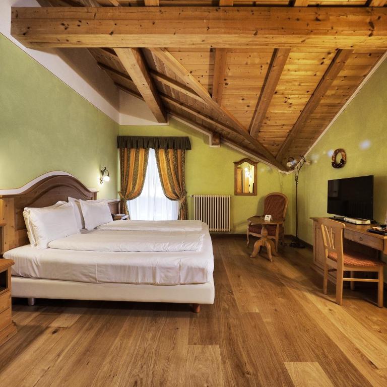 Hotel Bertelli - Camera Superior Matrimoniale/Doppia con Letti Singoli - 8