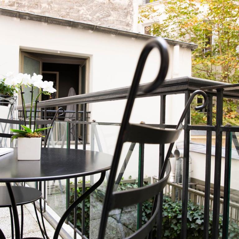 Hôtel des Grands Hommes - Chambre de Luxe avec Terrasse - 2