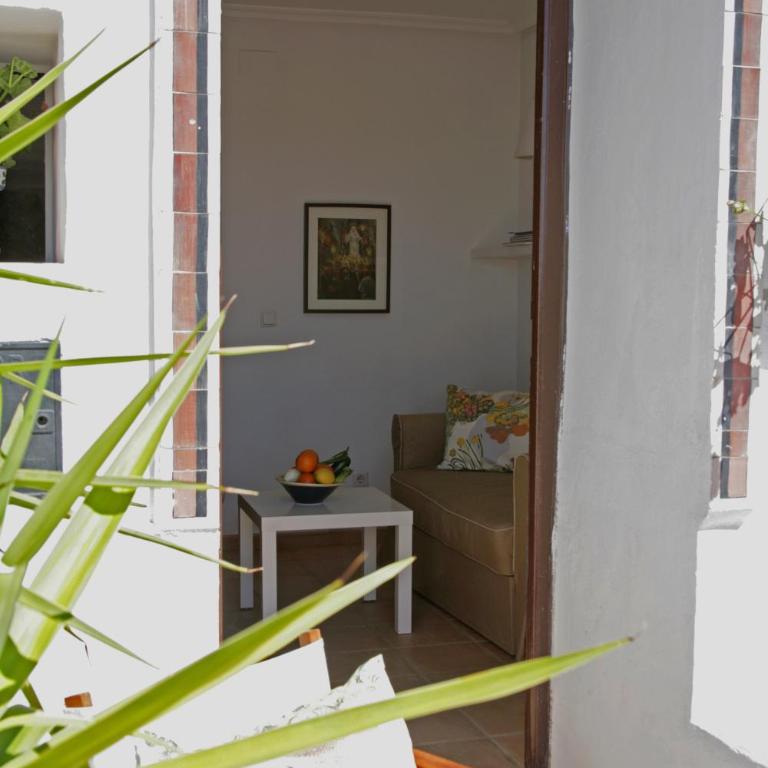 Cueva con Vista - Studio Apartment with Sea View - 4