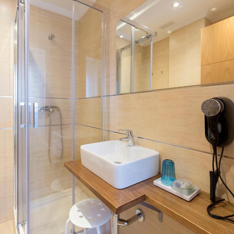 Apartamentos Ele San Justo Plaza - Economic Studio - Buhardilla - 2