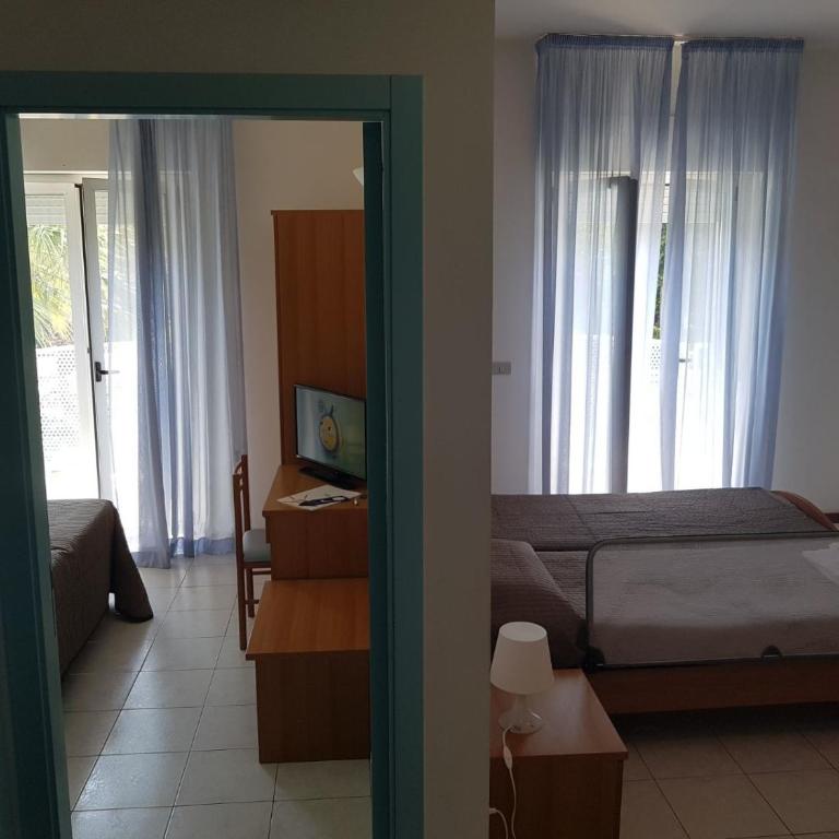 Centro Vacanze Domus M.G. - Suite Familiare (2 Adulti + 2 Bambini) - 6