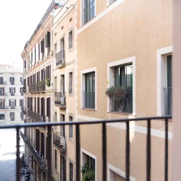 Decô Apartments Barcelona-Born Apt. - Deluxe One-Bedroom Apartment - 8