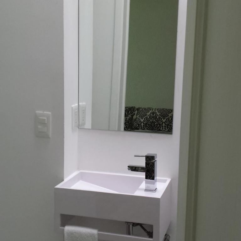 Distrito Condesa Rooms and Studios - Habitación con cama grande - 2