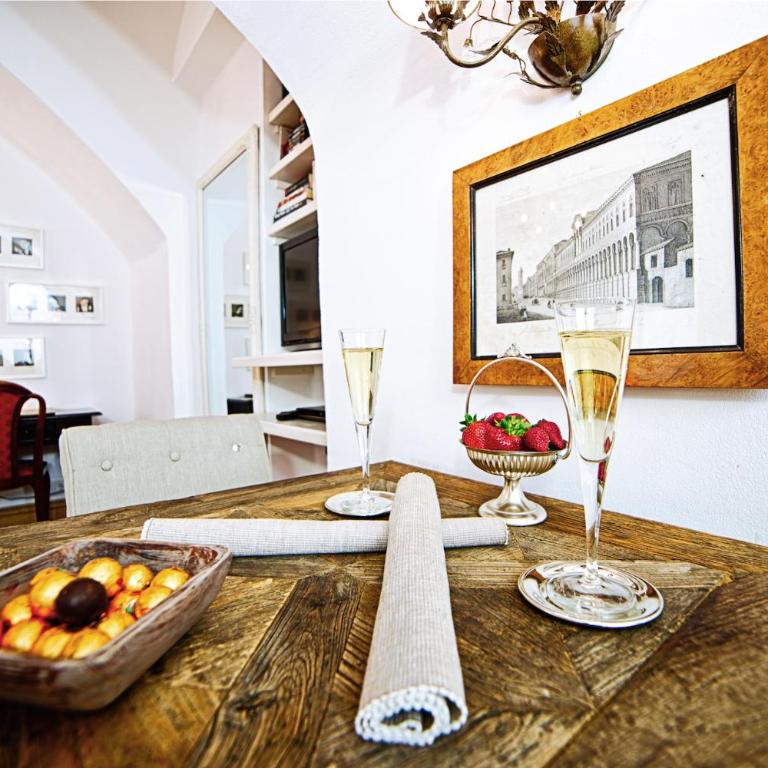 Salzburg Place to Stay - Studio Apartment - 9