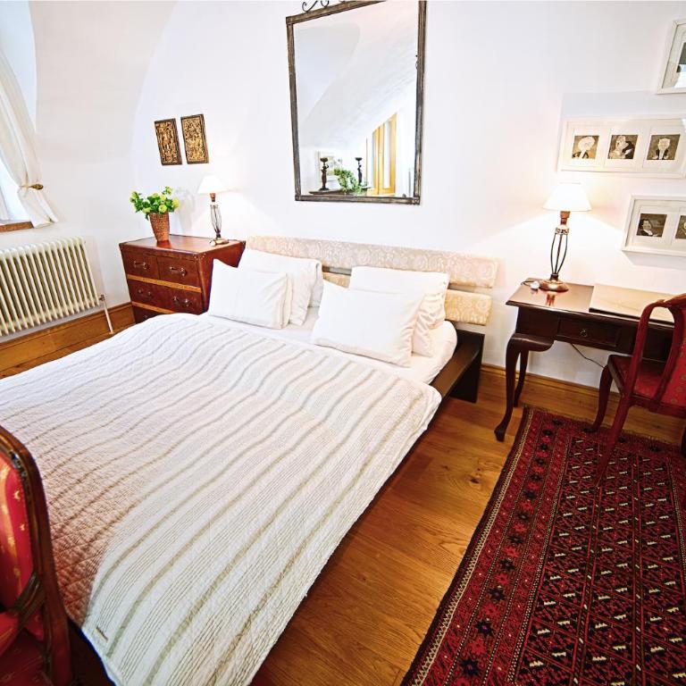 Salzburg Place to Stay - Studio Apartment - 10