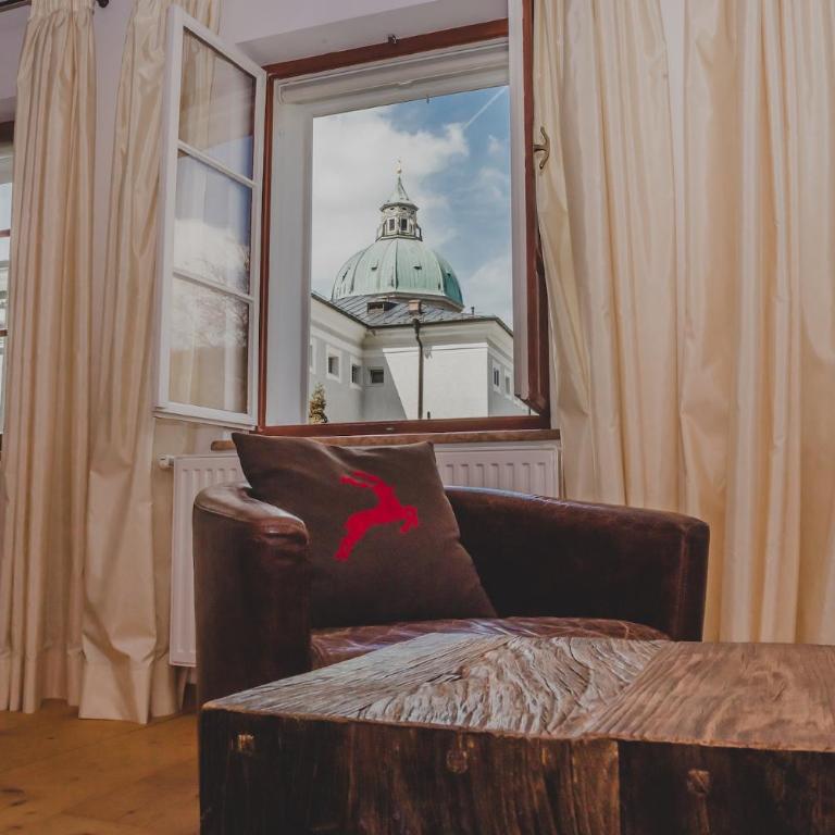 Salzburg Place to Stay - Superior Apartment - 10