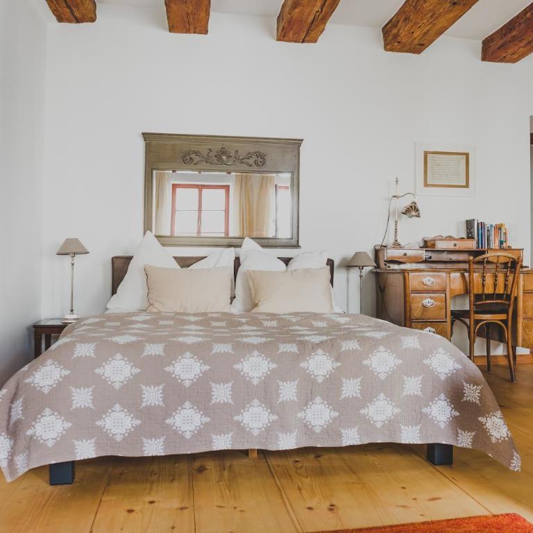 Salzburg Place to Stay - Superior Apartment - 2