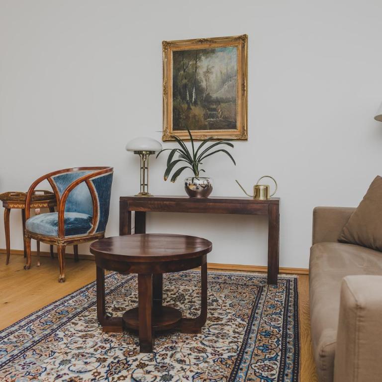 Salzburg Place to Stay - One-Bedroom Apartment - 8