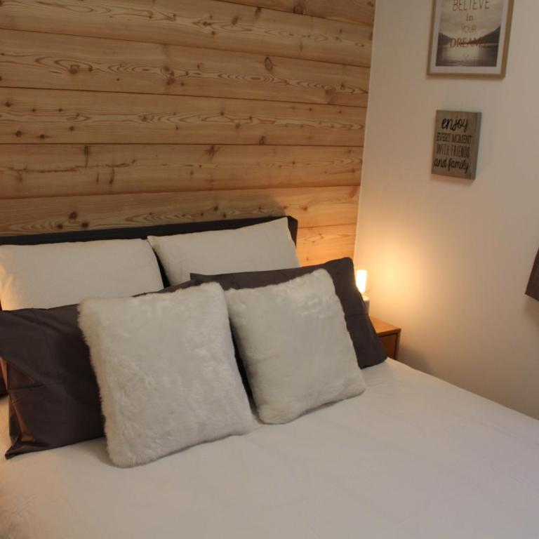 La Chamoisiere Montgenevre - Appartement avec Vue sur la Montagne - 12