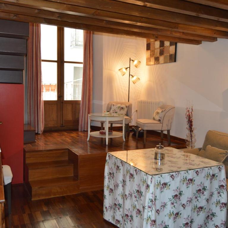Apartamentos Nuncio Viejo - Apartamento con vistas a la catedral - 1