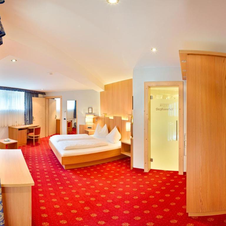 Granpanorama Hotel StephansHof - Vierbettzimmer mit Balkon - 3