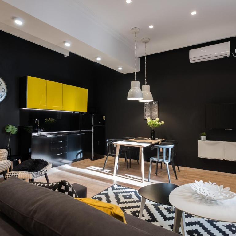 Lella Apartment 2 - duplex - epicenter of Belgrade - Apartment with Garden View - 54