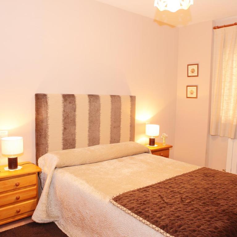 Apartamentos Albá Casa Alquesera - Appartement 3 Chambres (5 Adultes) - 2