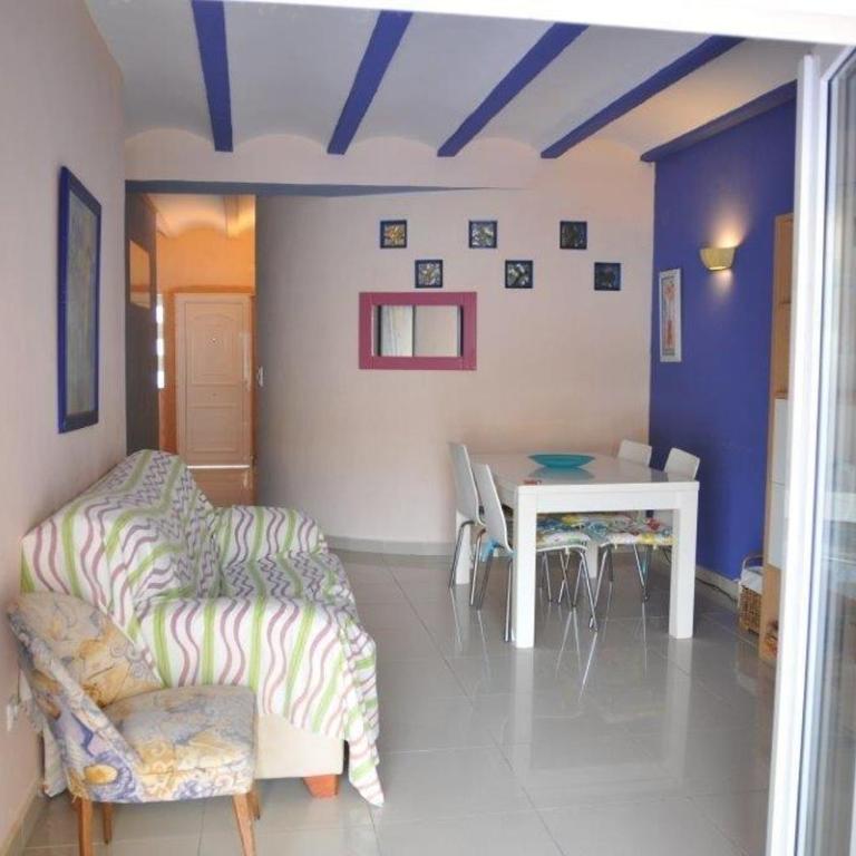 Casa a 50 metros del Mar - Casa Unifamiliar de 3 dormitorios - 3