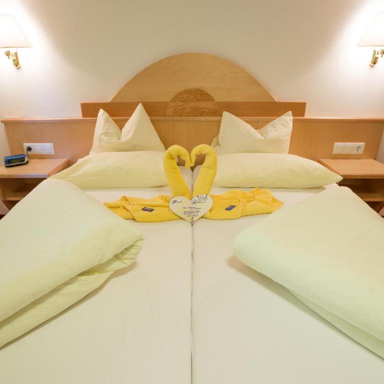 Superior Hotel Persal - Doppelzimmer mit Balkon - 4
