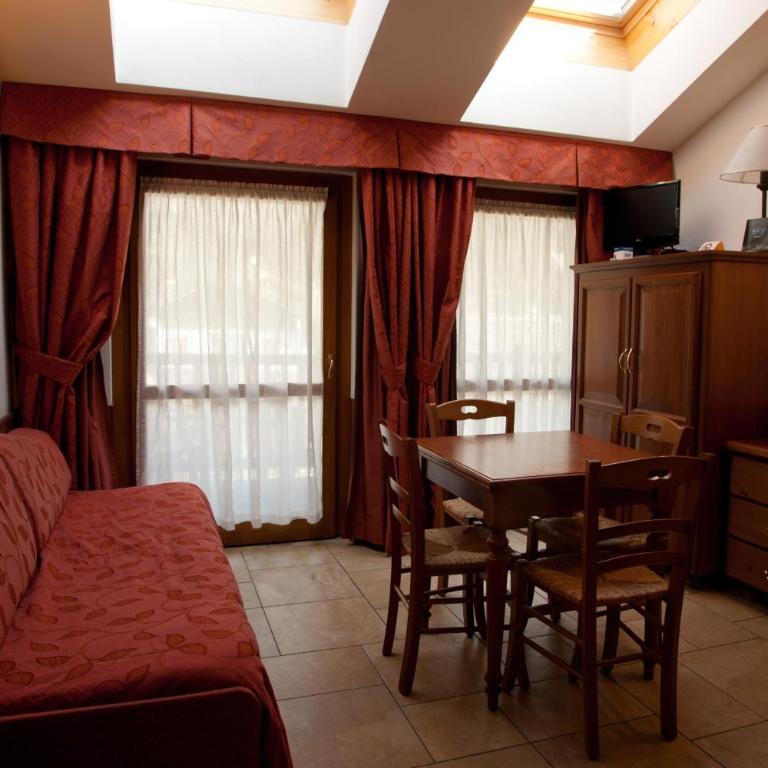 Residence Le Grand Chalet - Suite con 2 Camere da Letto e Balcone - 1