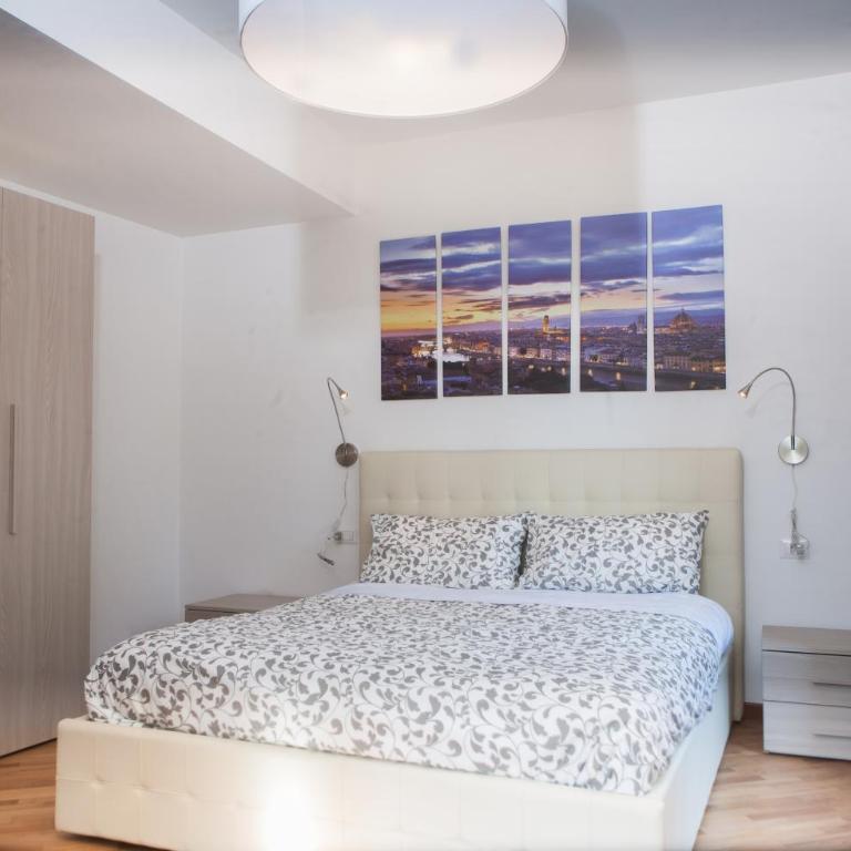 Le Tre Lune Suites - Double Room with Balcony - 12