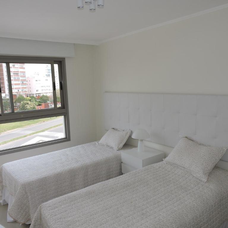 IMPERIALE Luxury Apartment - Three-Bedroom Apartment - 13