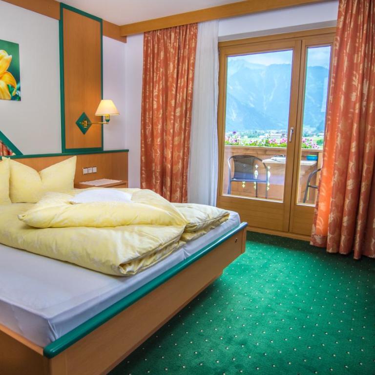 Landhaus Tipotsch - Doppelzimmer mit Balkon - 2