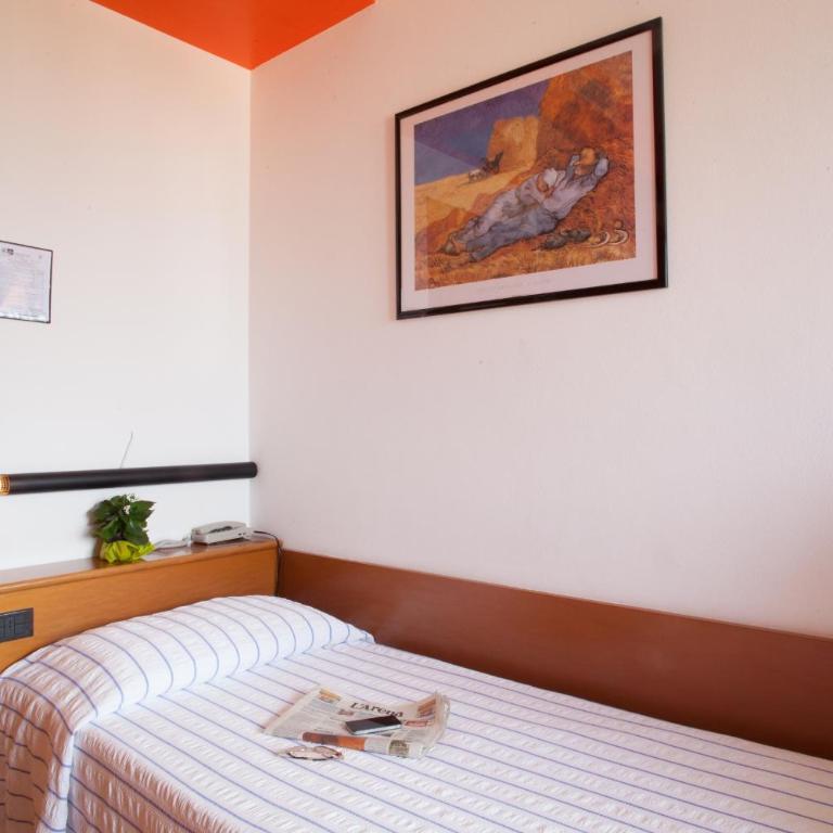 Hotel Pace - Camera Singola con Balcone - 2