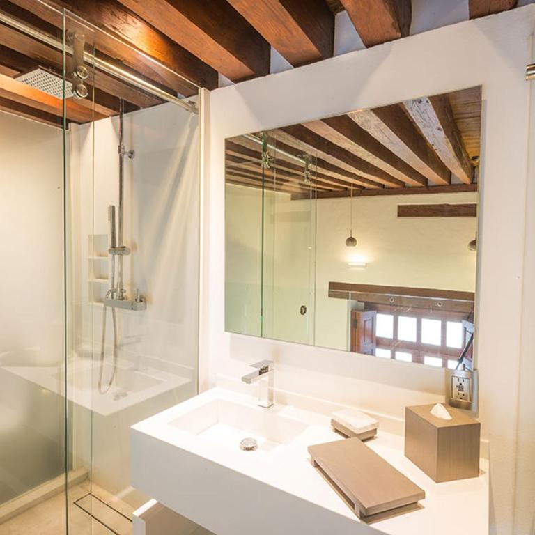 Domingo Santo Hotel Boutique - Deluxe Room - 8