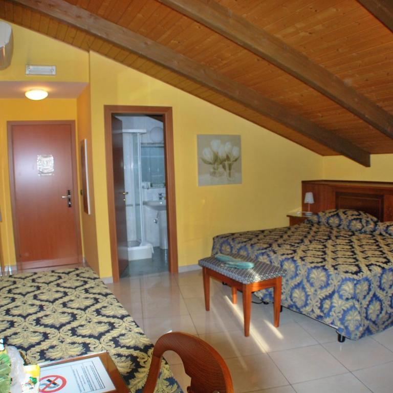 Hotel Belvedere - Camera Tripla Classic - 2
