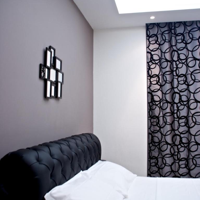 Roma Naif Rooms - Camera Matrimoniale - 18