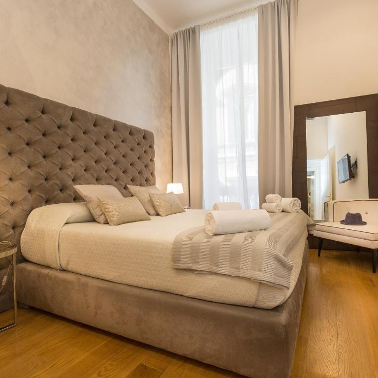 Amazing Piazza Venezia Suites - Appartamento Deluxe con Balcone - 9