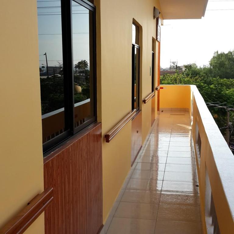 Hostal Romy - Apartamento de 3 dormitorios - 5