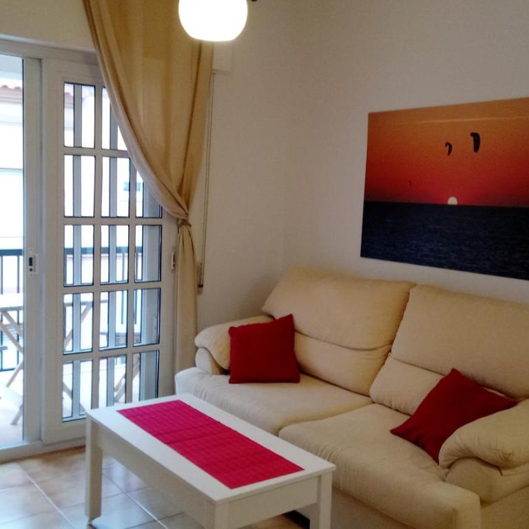 Bonito, luminoso, cerca del mar con Parking - Apartamento con balcón - 3