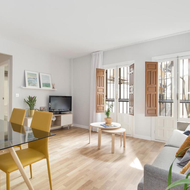 Cielo Granada - Two-Bedroom Accommodations - 13