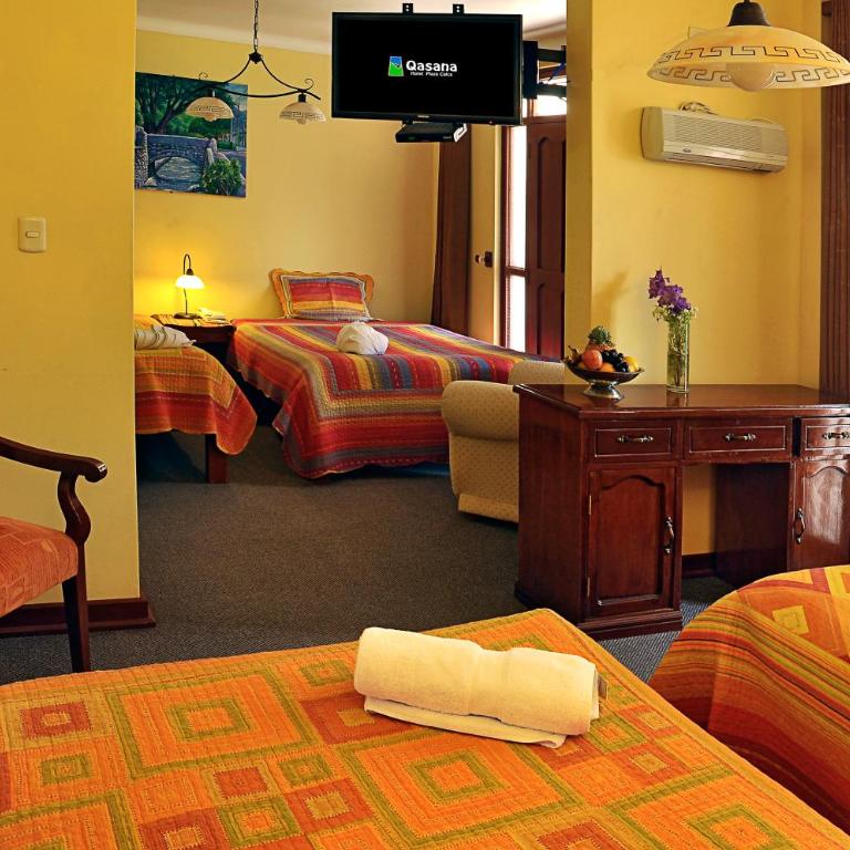 Qasana Hotel Plaza Calca - Standard Quadruple Room - 10