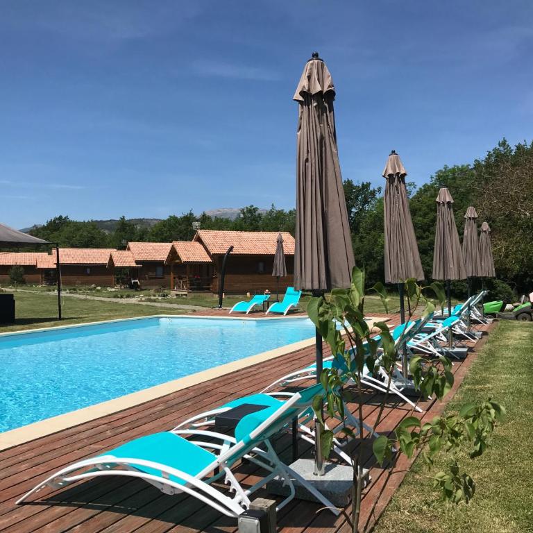 Domaine De Malcor Adult et enfants à partir de 12 ans - nous contacter - Chalet 3 Chambres - 25