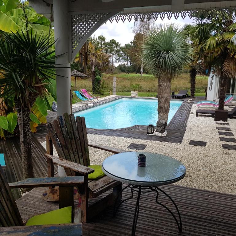 Villa Caraîbes - Suite - Vue sur Piscine - 1
