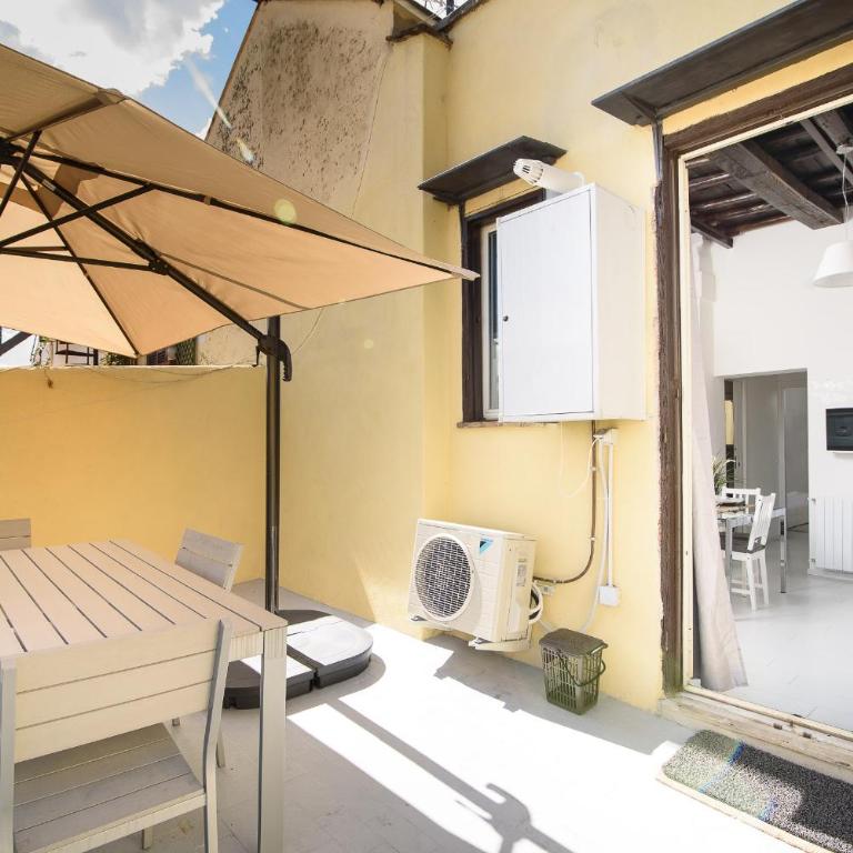 White Terrace Ostilia - Appartamento con Balcone - 17