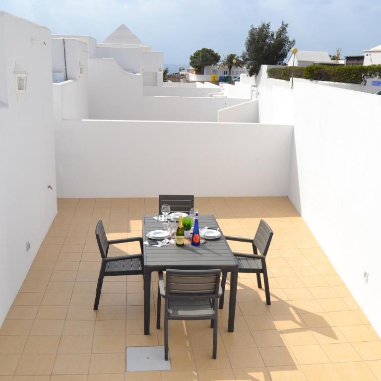 Flower Beach Deluxe - Apartamento con vistas a la piscina - 27