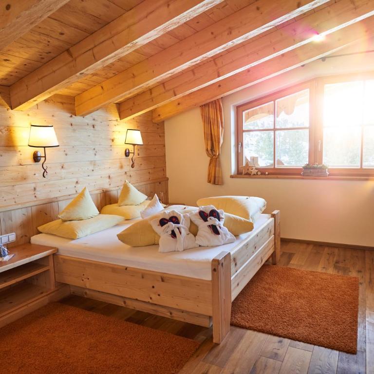 Berggasthof Platzlalm - Suite mit Balkon - 1