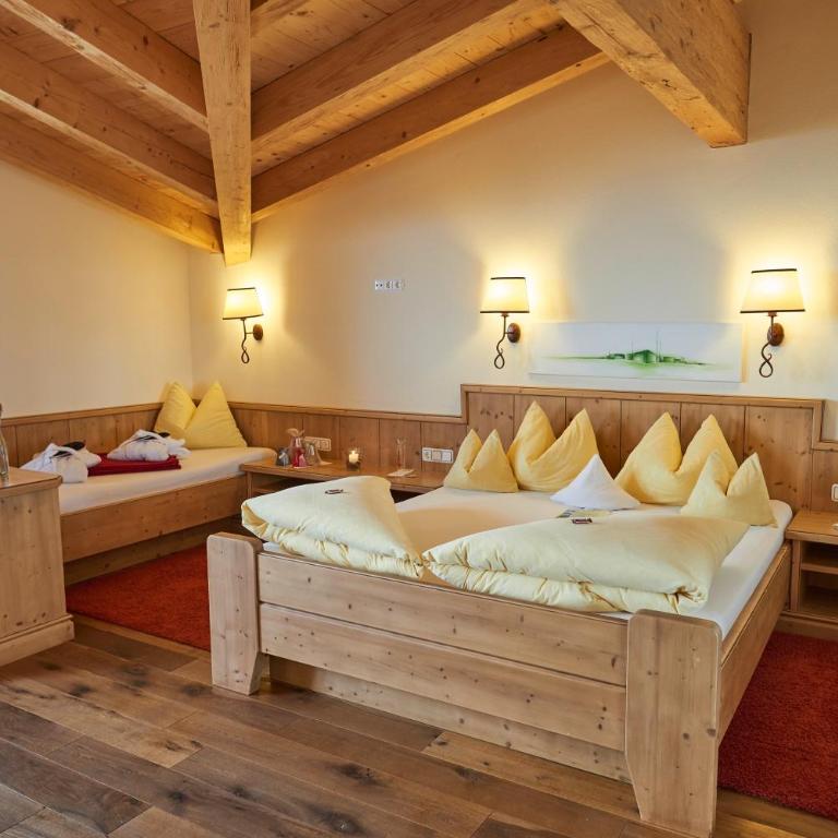 Berggasthof Platzlalm - Deluxe Familienzimmer - 3
