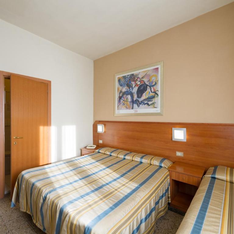 Hotel Moderno - Camera Tripla - 3