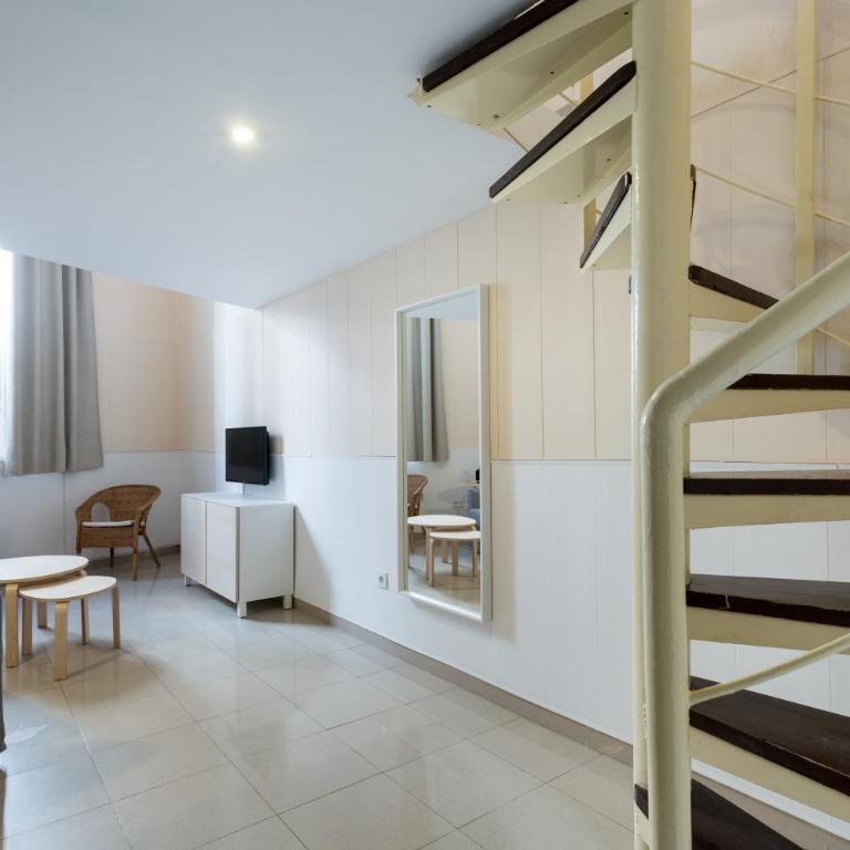 Apartamentos Diaber Gerona 22 - Apartamento Dúplex - 22