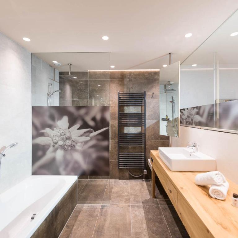 Living & Spa Vitalhotel Edelweiss - Junior Suite Country House mit Bergblick - 3
