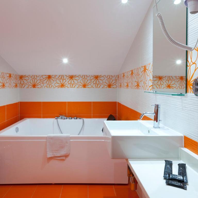 JC Rooms Chueca - Superior King Room - 1