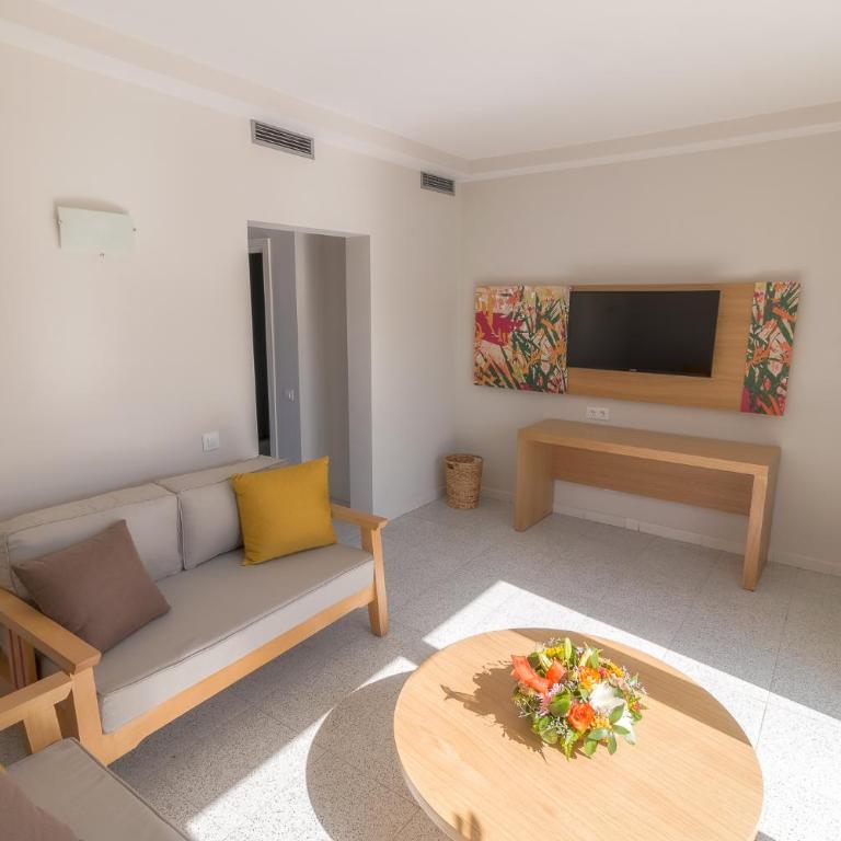 Hotel LIVVO Koala Garden - Habitación Familiar con balcón - 3